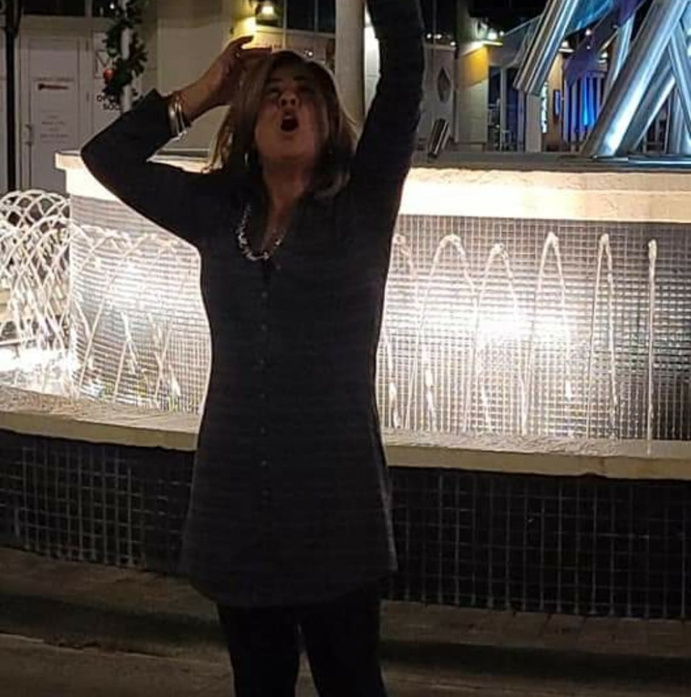 Meet your Posher, Gladys